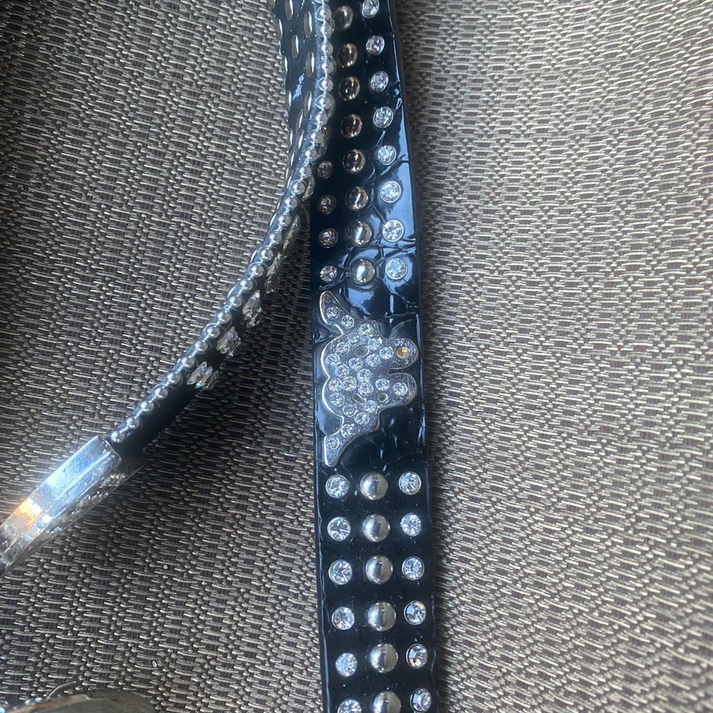 Lot of 2 Women’s L Rhinestone Black bling belts concert punk rocker buckle nice - Picture 5 of 10